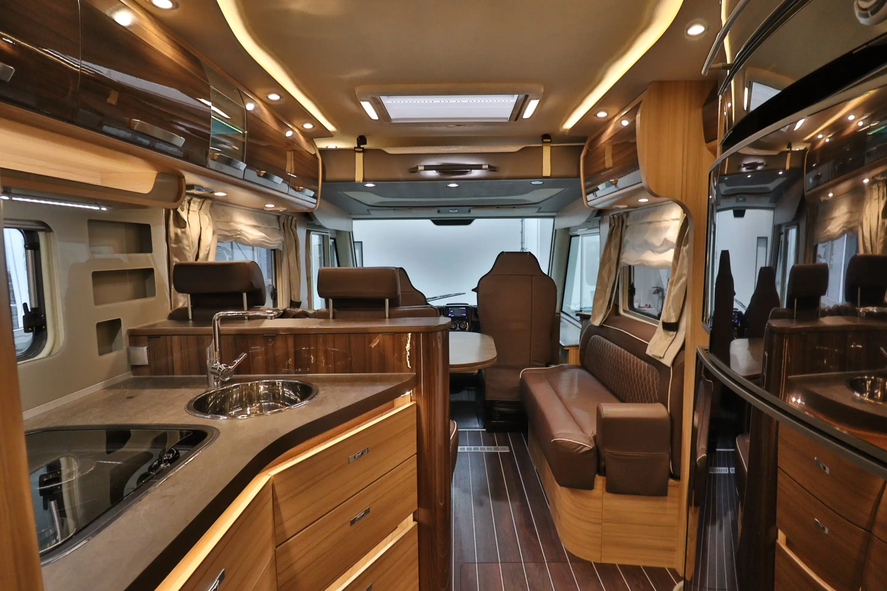 KNAUS SUN I 900 LX